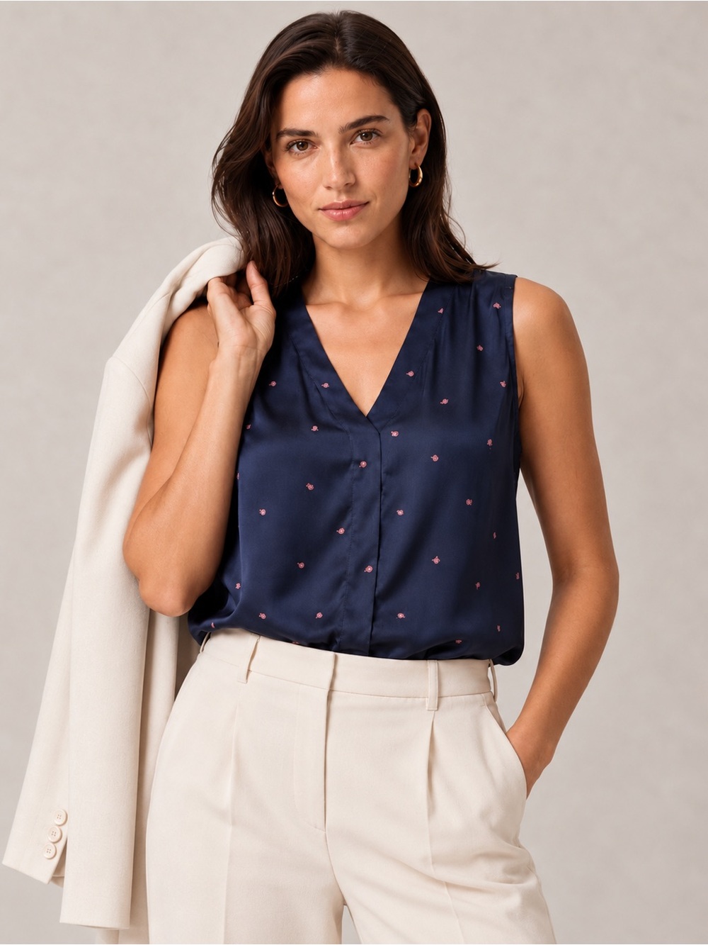 Banana Republic Navy Micro Paisley Sleeveless V-Neck Blouse NWT M